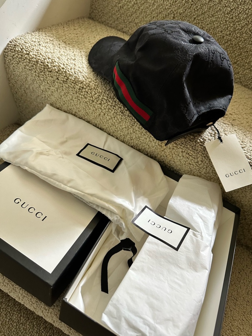 Gucci NWT Black Logo Web Stripe Baseball Cap